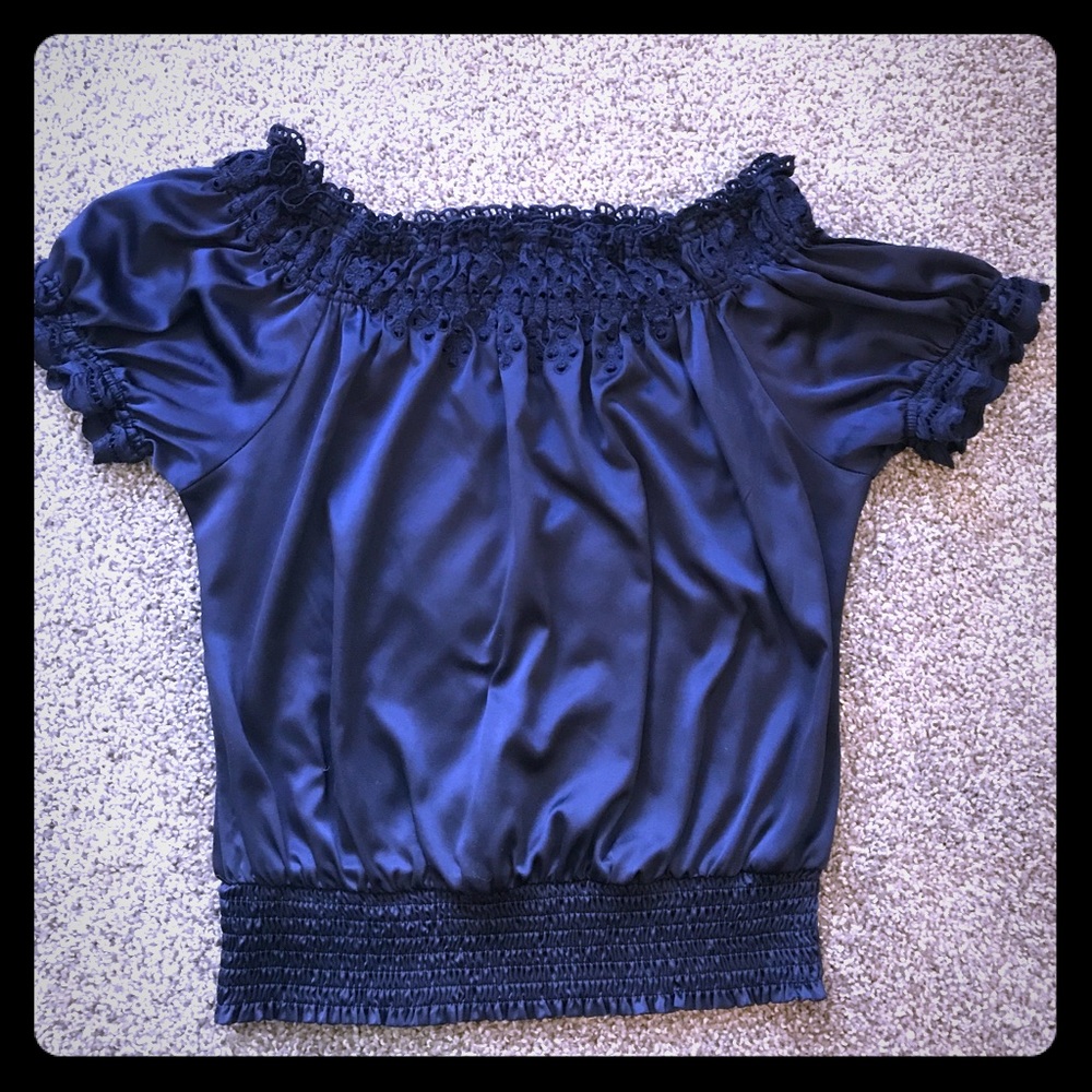 Forever 21 off the shoulder shirt